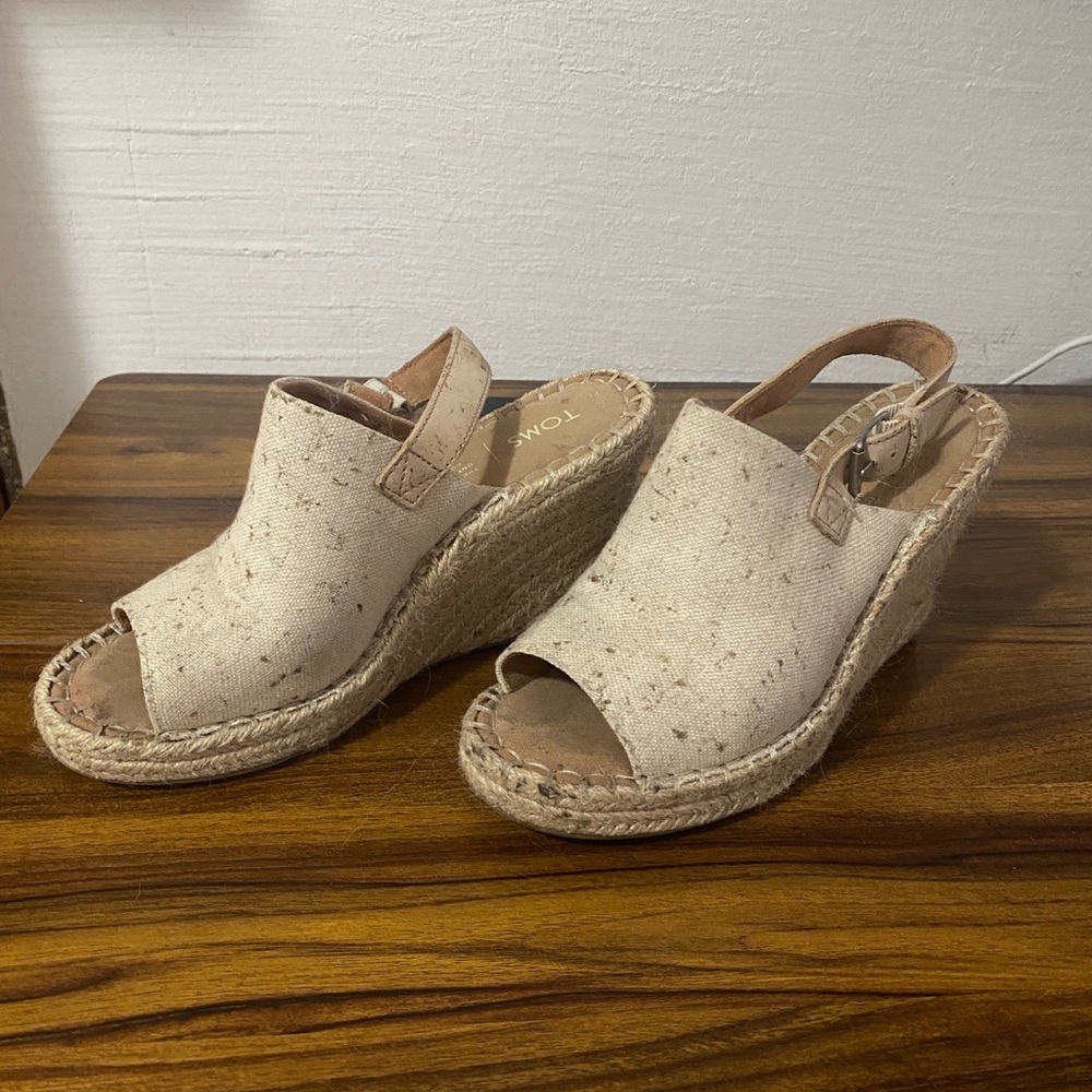 Tom’s Monica Wedge Heel, Size 6.5